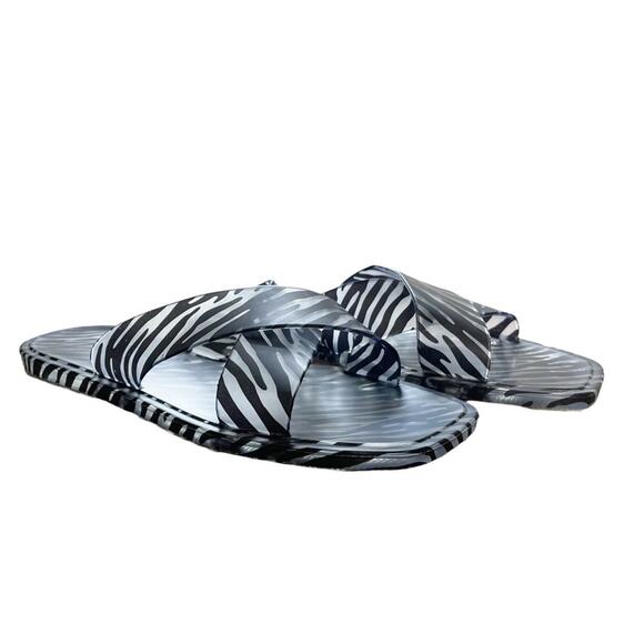 MATISSE x ANTHROPOLOGIE Zebra Stripe Jelly Cross Flat Slide Sandals Size 8 - Picture 1 of 9